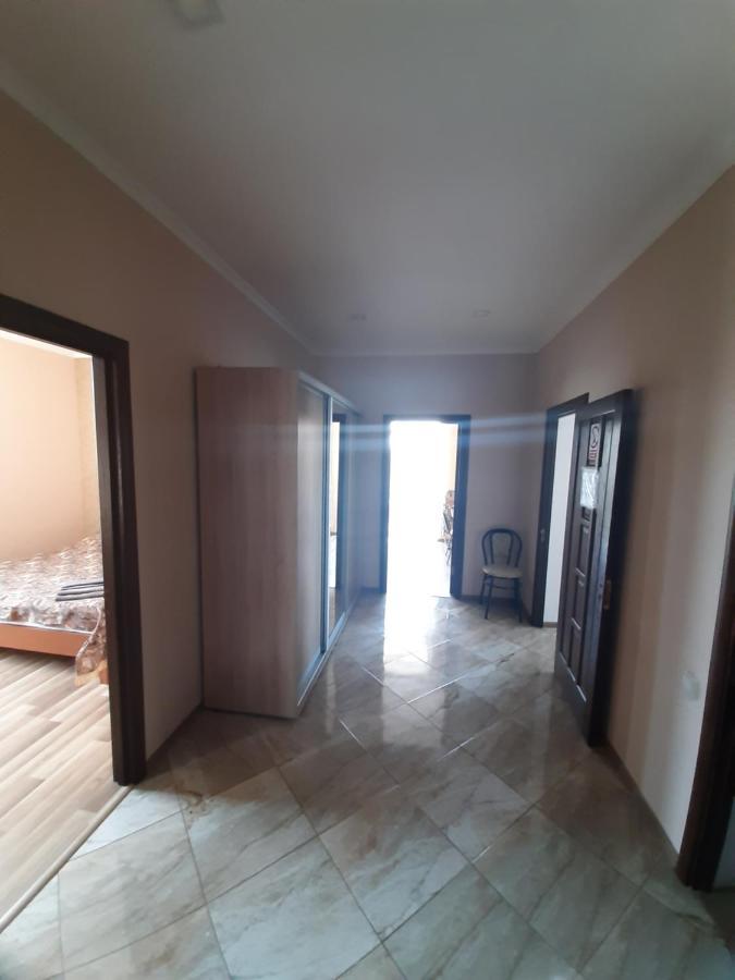 Guest House Chornomorsk Bagian luar foto